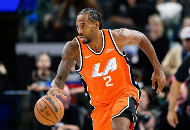 kaiyun-伦纳德你太狠，又创造21世纪独一无二纪录，35岁合同年再冲1.5亿|小卡|快船|明尼苏达森林狼队|安东尼·爱德华兹|朱利叶斯-兰德尔_新浪体育_新浪新闻